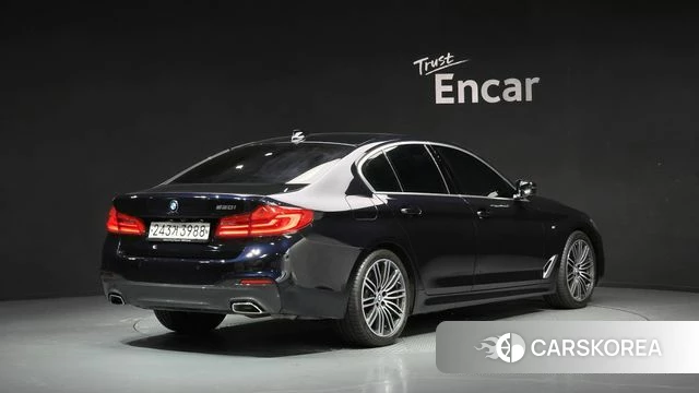 BMW 5 Series (G30) id 4937225 из Кореи 12