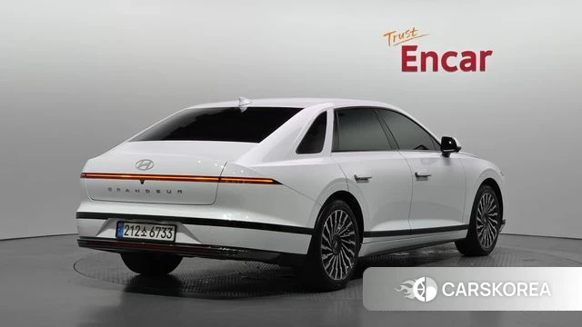 Hyundai Grandeur Hybrid (GN7) id 4980629 из Кореи 12
