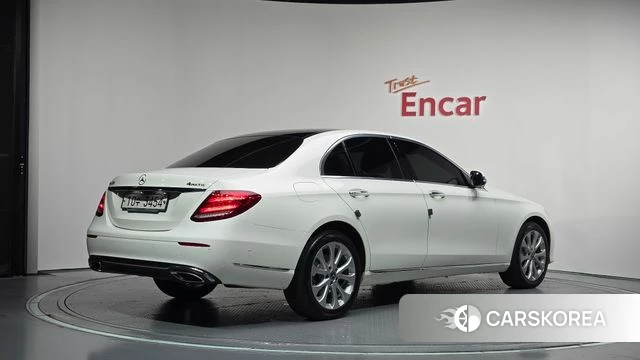 Mercedes-Benz E-Class W213 id 4988134 из Кореи 12
