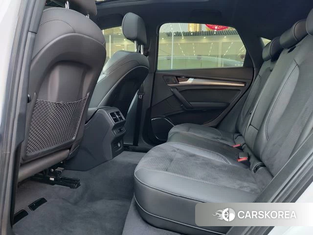 Audi Q5L 2021 Белый из Китая, фото 2