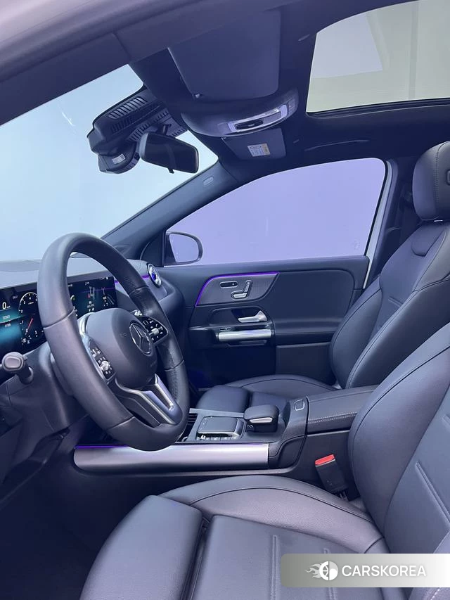 Mercedes-Benz GLA 2023 Белый из Китая, фото 3