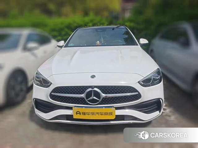 Mercedes-Benz C-class 2024 Белый из Китая, фото 2