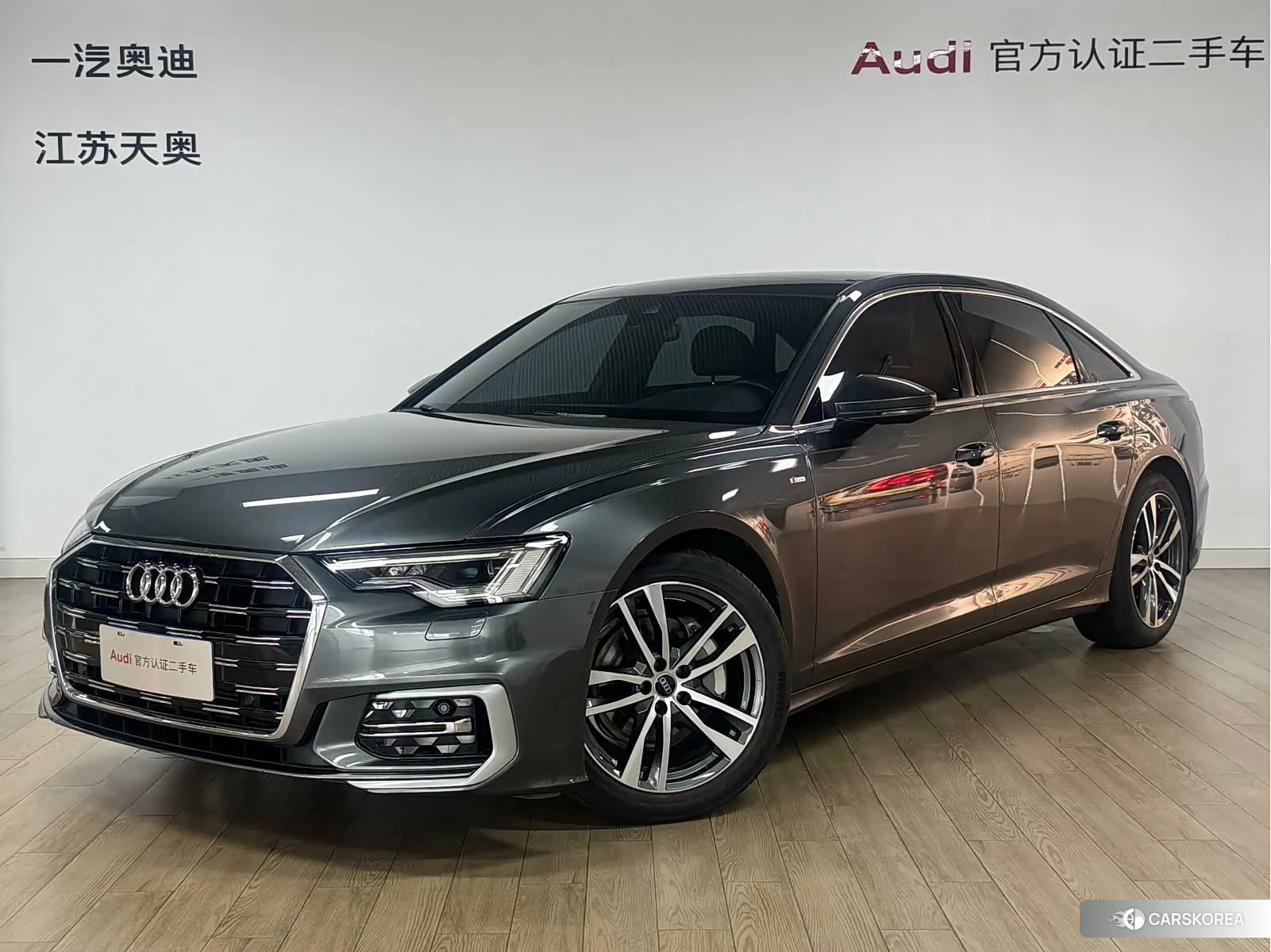 Audi A6L 2021 Темно-серый из Китая, фото 3