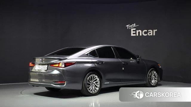 Lexus ES300h 7th generation id 5028051 из Кореи 12