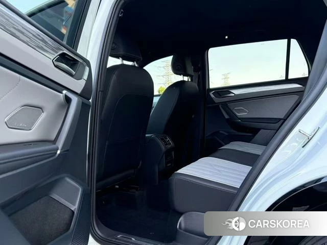 Volkswagen Tayron 2023 Белый из Китая, фото 2