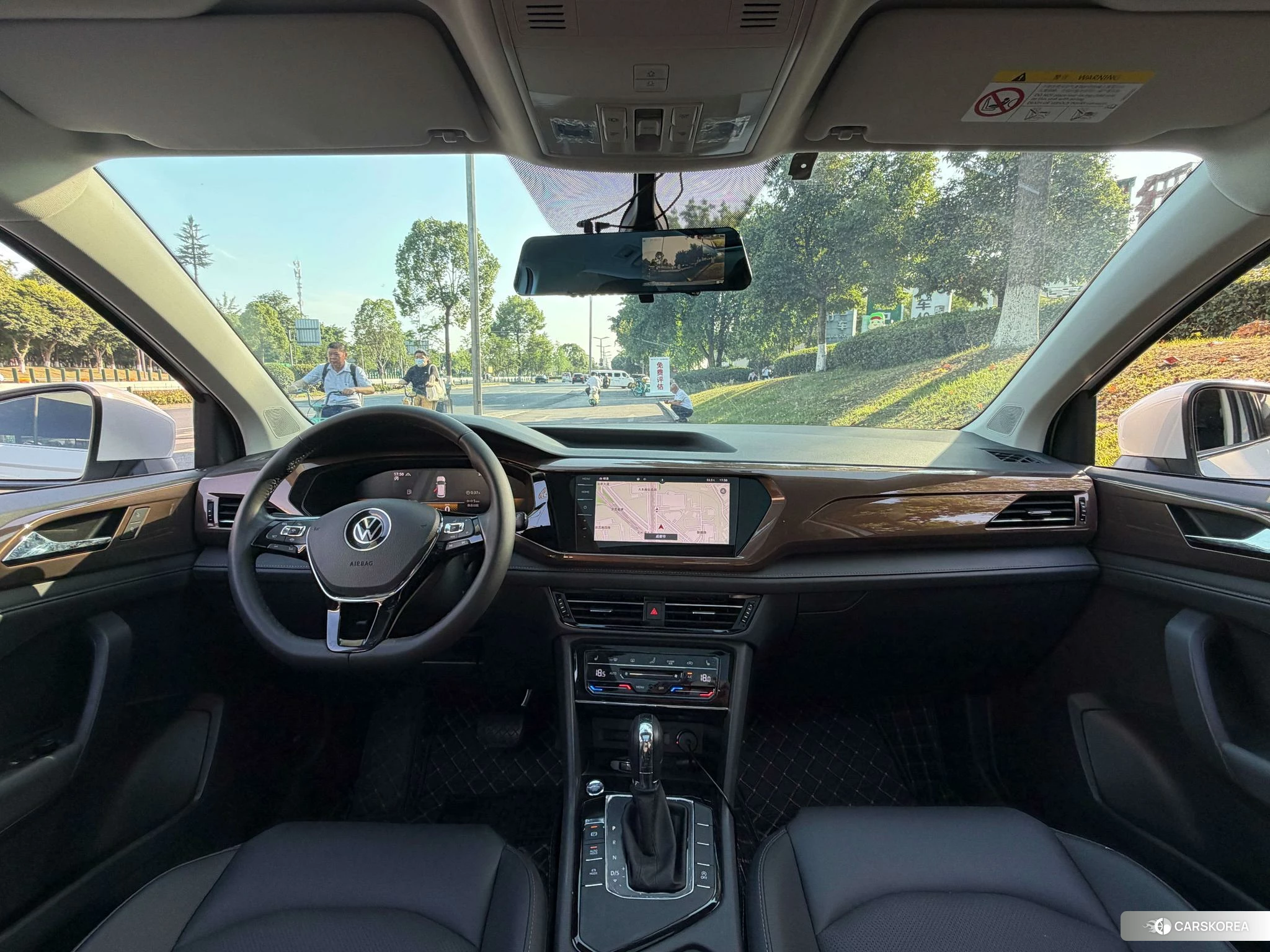 Volkswagen Tharu 2022 Белый из Китая, фото 5