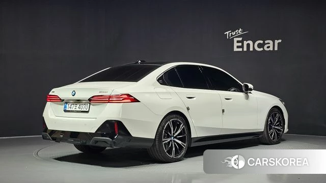 BMW 5 Series (G60) id 5020739 из Кореи 12