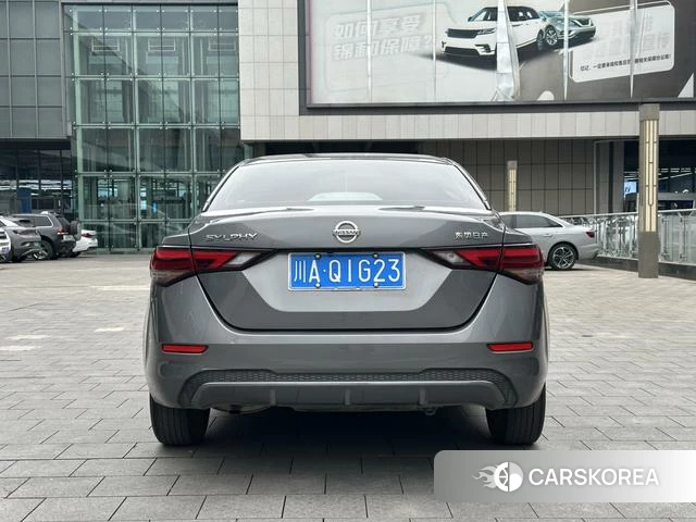 Nissan Sylphy 2023 Темно-серый из Китая, фото 4