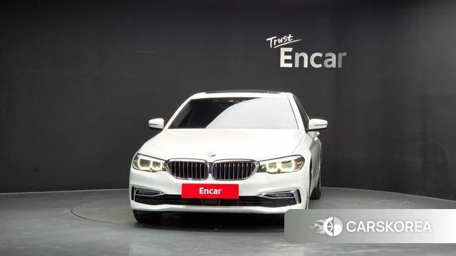 BMW 5 Series (G30) id 5013625 из Кореи 12