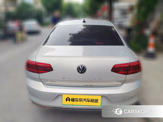 Volkswagen Magotan 2021 Шампань из Китая, фото 2