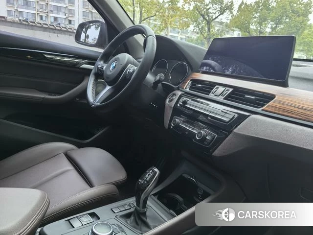BMW X1 2022 Темно-серый из Китая, фото 4