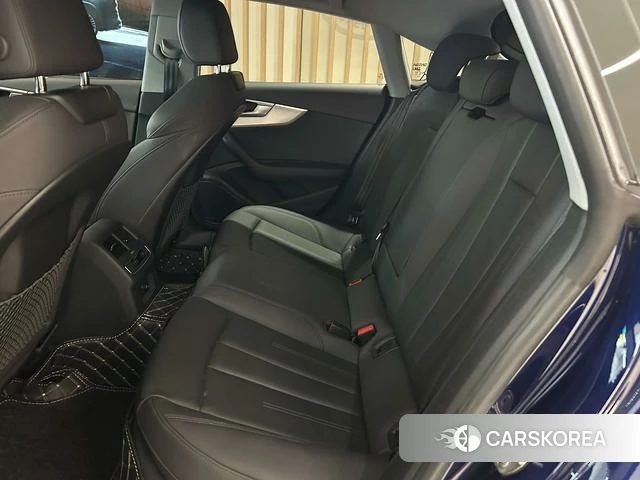 Audi A5 2023 Синий из Китая, фото 3