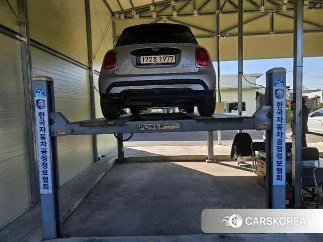 Mini Cooper 2022 Серый из Кореи, фото 2