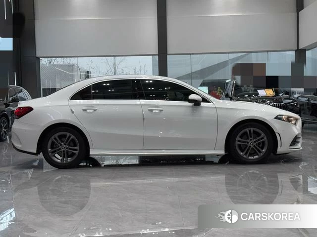 Mercedes-Benz A-Class 2021 Белый из Китая, фото 2