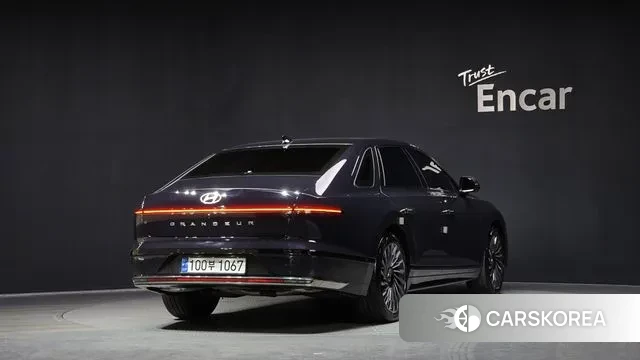 Hyundai Grandeur (GN7) id 3638796 из Кореи 12