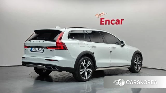 Volvo V60 Cross-Country 2nd Generation id 5047702 из Кореи 12