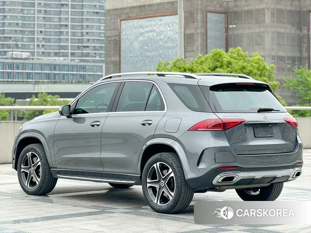 Mercedes-Benz GLE 2022 Темно-серый из Китая, фото 5
