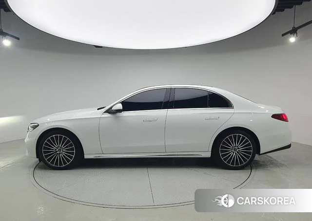 Mercedes-Benz E-Class W214 id 4674588 из Кореи 12