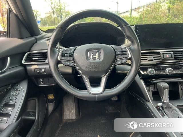 Honda Inspire 2022 Белый из Китая, фото 2