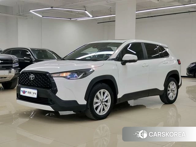 Toyota Corolla 2023 Белый из Китая, фото 3