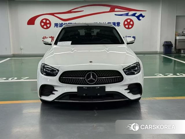 Mercedes-Benz E-Class 2021 Белый из Китая, фото 6