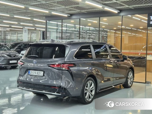 Toyota Sienna 4th Generation id 5026104 из Кореи 11