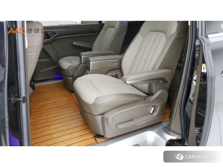 Volkswagen Viloran 2023 Черный из Китая, фото 3