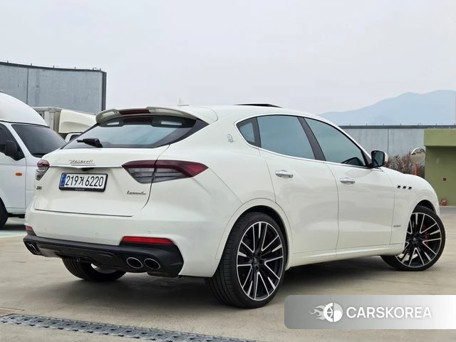 Maserati Levante id 5041757 из Кореи 10