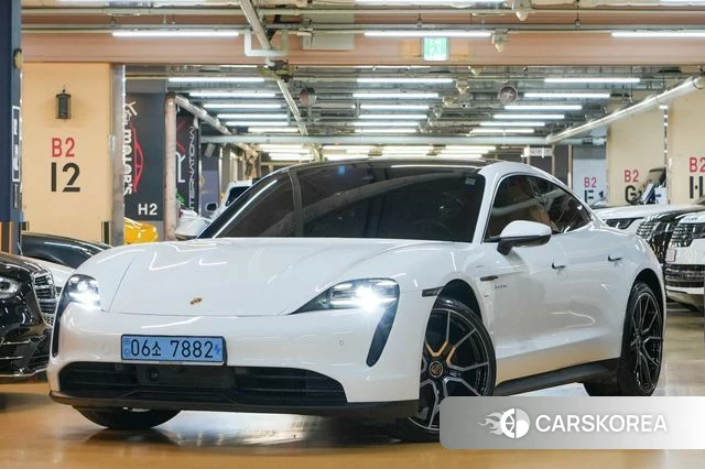 Porsche Taycan id 4941781 из Кореи 12