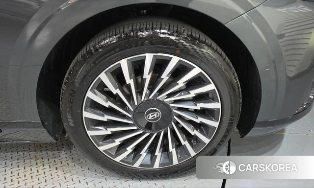 Hyundai Grandeur Hybrid (GN7) id 5001420 из Кореи 13
