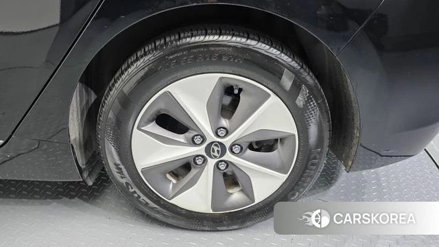 Hyundai Ionic Electric id 4937846 из Кореи 13