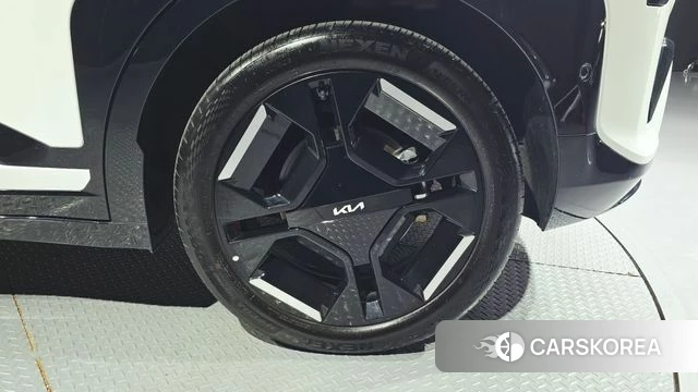 Kia EV3 id 5045700 из Кореи 13