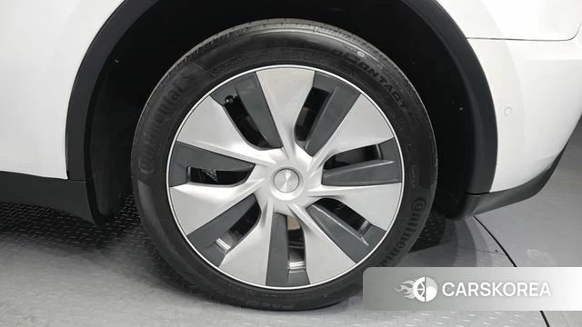 Tesla Model Y id 4793361 из Кореи 13
