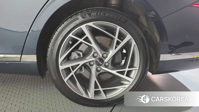 Genesis G90 (RS4) id 4991783 из Кореи 13