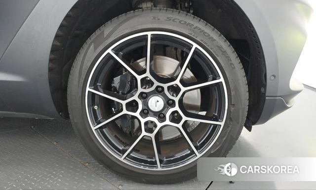Aston Martin DBX id 5023181 из Кореи 13