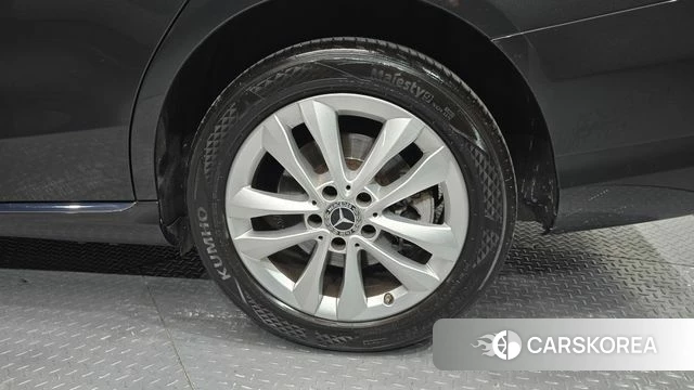 Mercedes-Benz C-Class W205 id 5035301 из Кореи 13