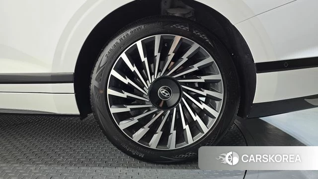 Hyundai Grandeur Hybrid (GN7) id 5011106 из Кореи 13