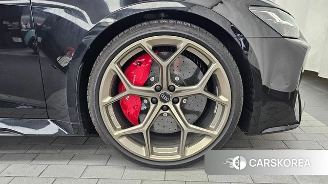 Audi RS6 (C8) id 4743810 из Кореи 13