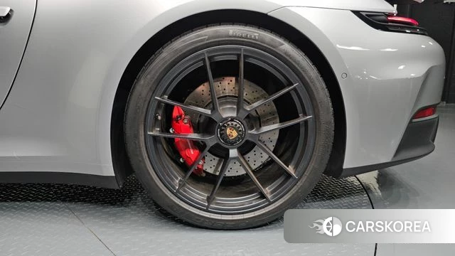 Porsche 911(992) id 4748788 из Кореи 13
