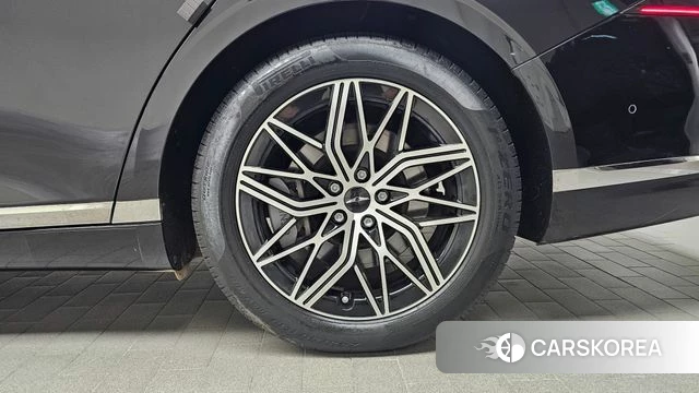Genesis G90 (RS4) id 4917507 из Кореи 13
