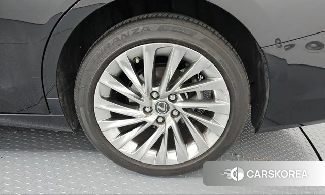 Lexus ES300h 7th generation id 5021015 из Кореи 13