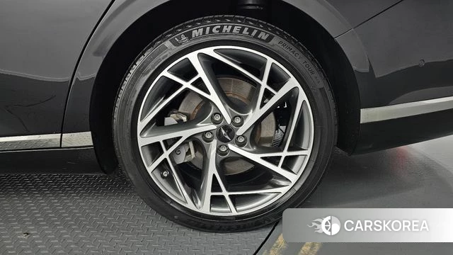 Genesis G90 (RS4) id 5040315 из Кореи 13