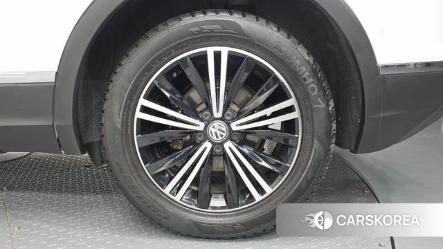 Volkswagen Tiguan second Generation id 5028684 из Кореи 13