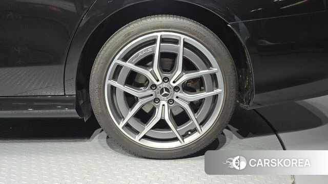 Mercedes-Benz E-Class W213 id 5003625 из Кореи 13