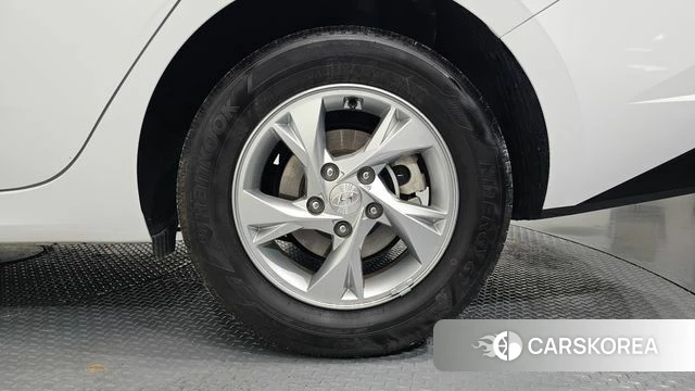 Hyundai Avante (CN7) id 4540898 из Кореи 13