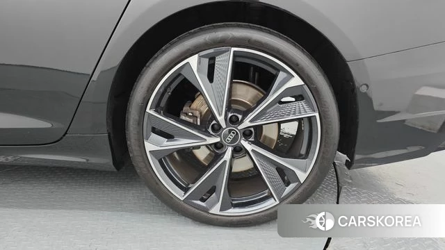 Audi A6 (C8) id 4650468 из Кореи 13
