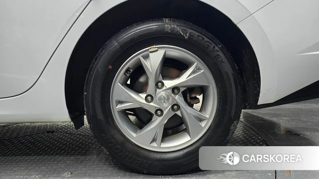 Hyundai Avante (CN7) id 5017731 из Кореи 13