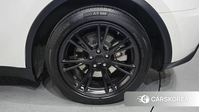 Tesla Model Y id 4683379 из Кореи 13