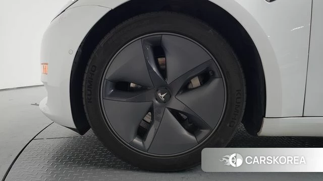 Tesla Model 3 id 4836696 из Кореи 13