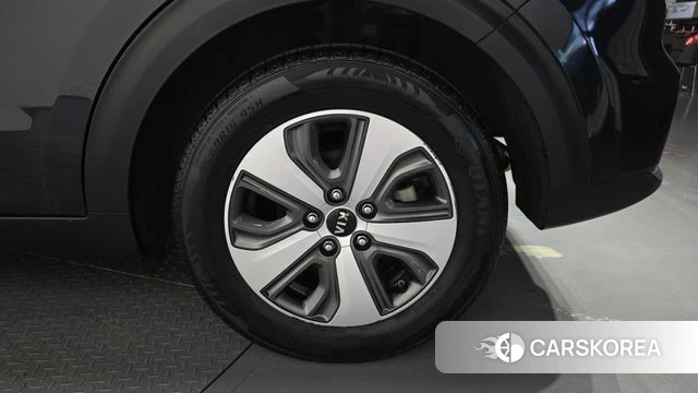 Kia Niro id 5024109 из Кореи 13